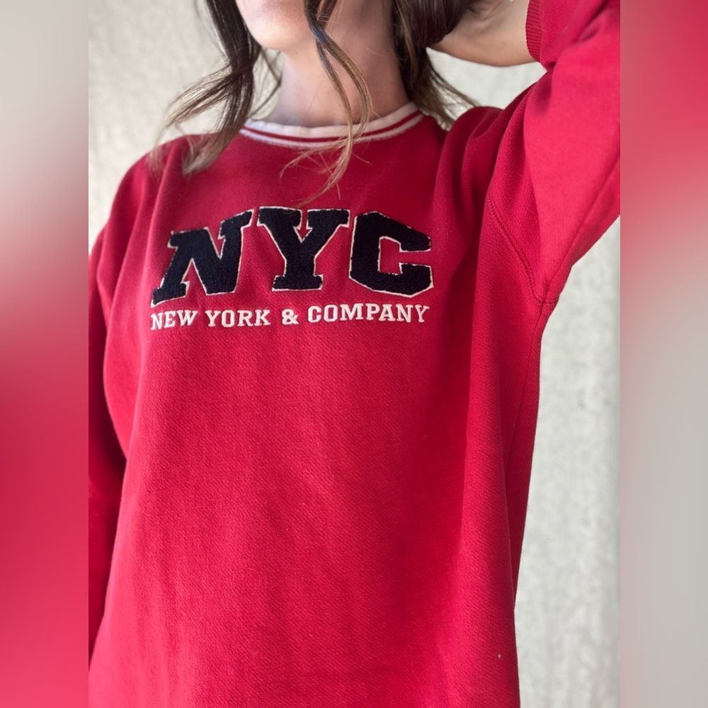 Y2K New York & Company Red Embroidered Varsity Style Crewneck Sweater - Picture 13 of 13
